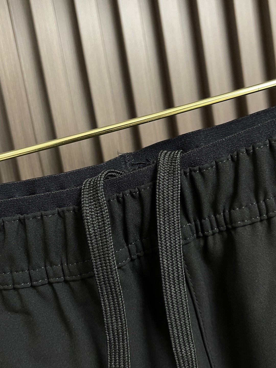 🛒🛒arcteryx 始祖鸟 2025ss早春新款休闲运动风格休闲裤,户外品牌可能大家第一想到的就是给人