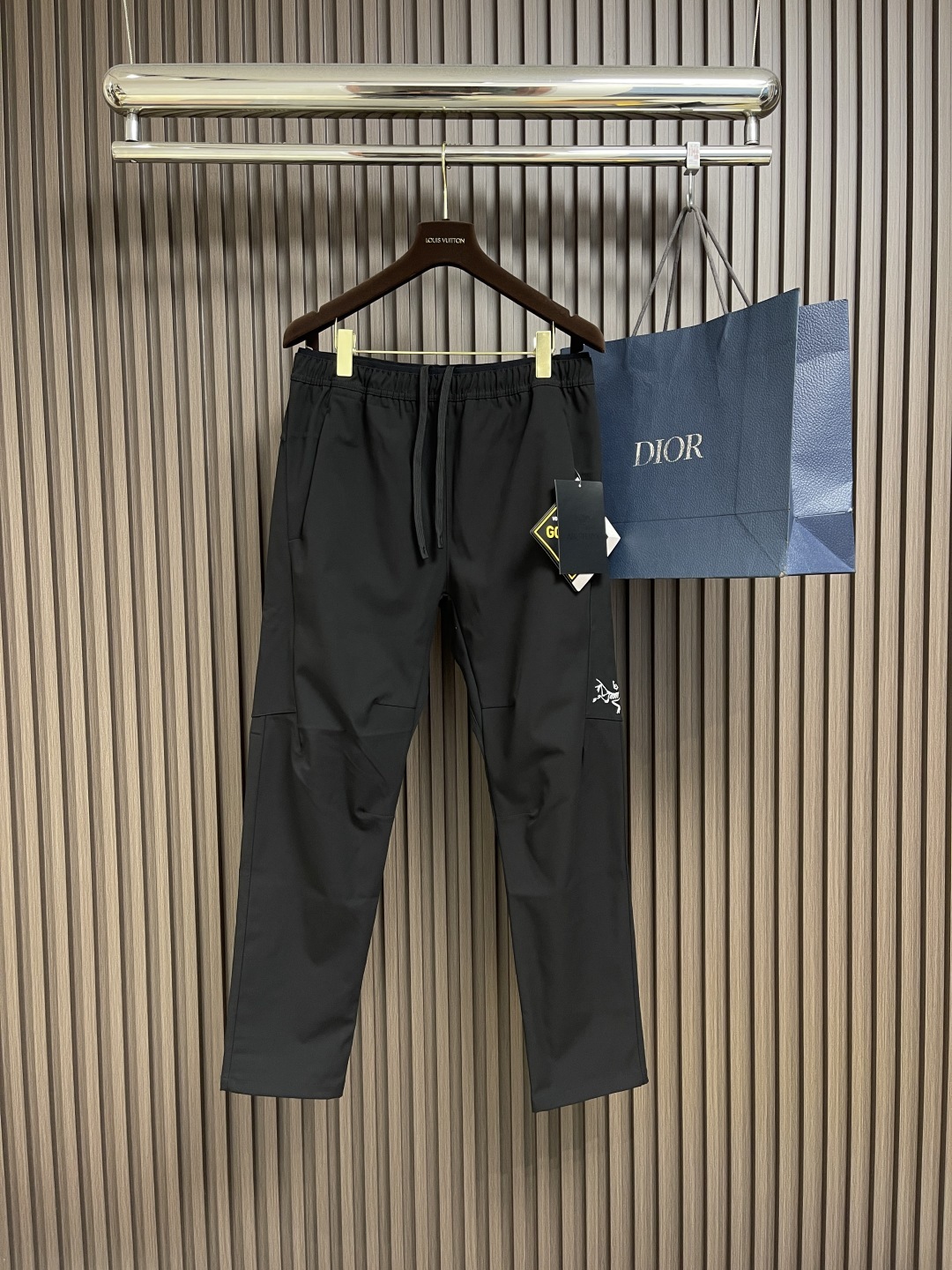 🛒🛒arcteryx 始祖鸟 2025ss早春新款休闲运动风格休闲裤,户外品牌可能大家第一想到的就是给人