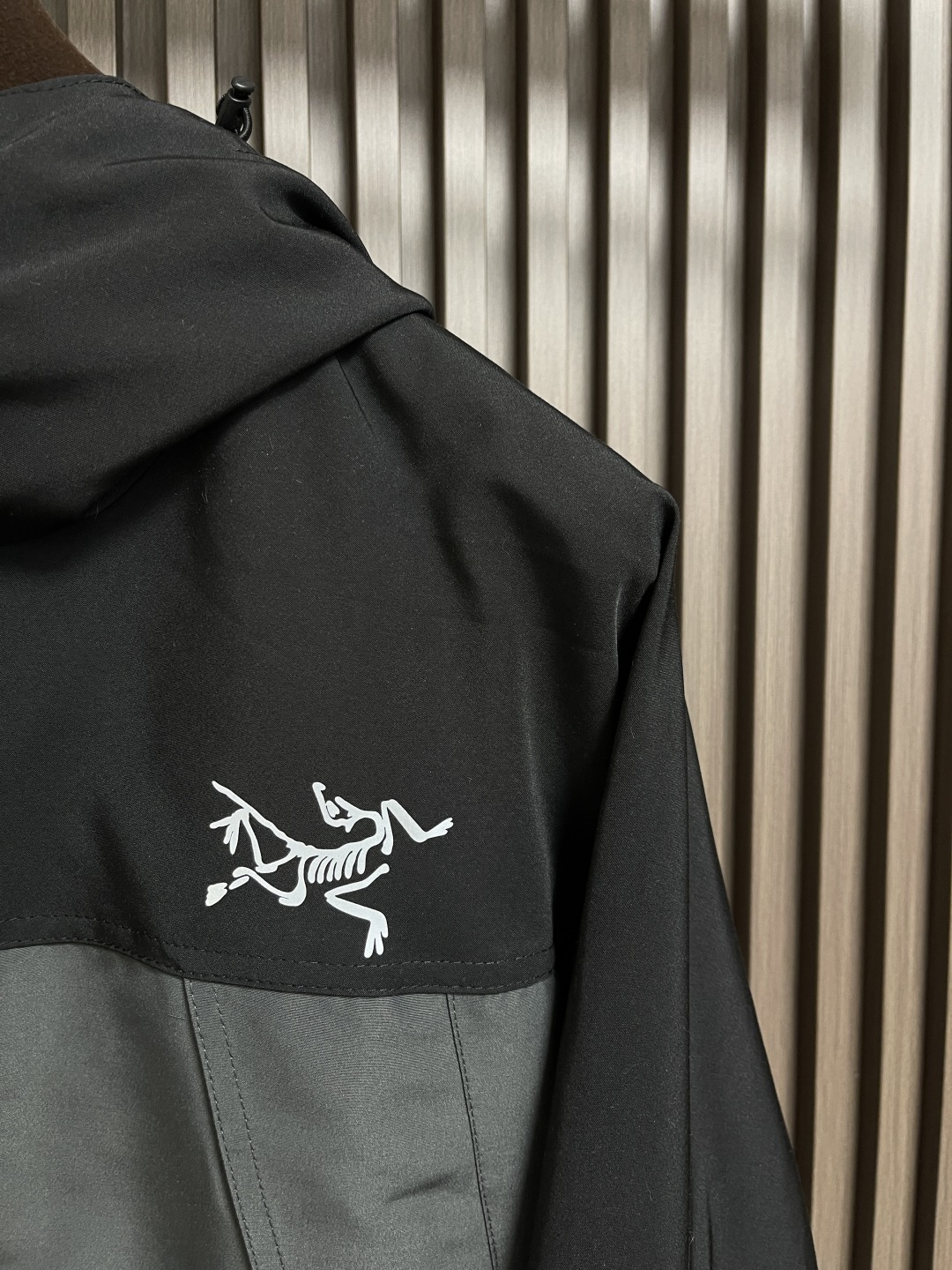 🛒🛒arcteryx 始祖鸟 beta lightweight 拼接连帽 户外远足 防水防风轻量 冲锋衣