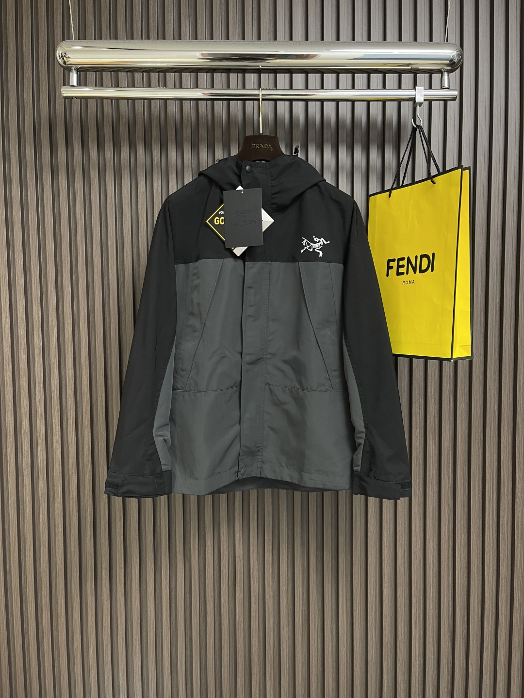 🛒🛒arcteryx 始祖鸟 beta lightweight 拼接连帽 户外远足 防水防风轻量 冲锋衣
