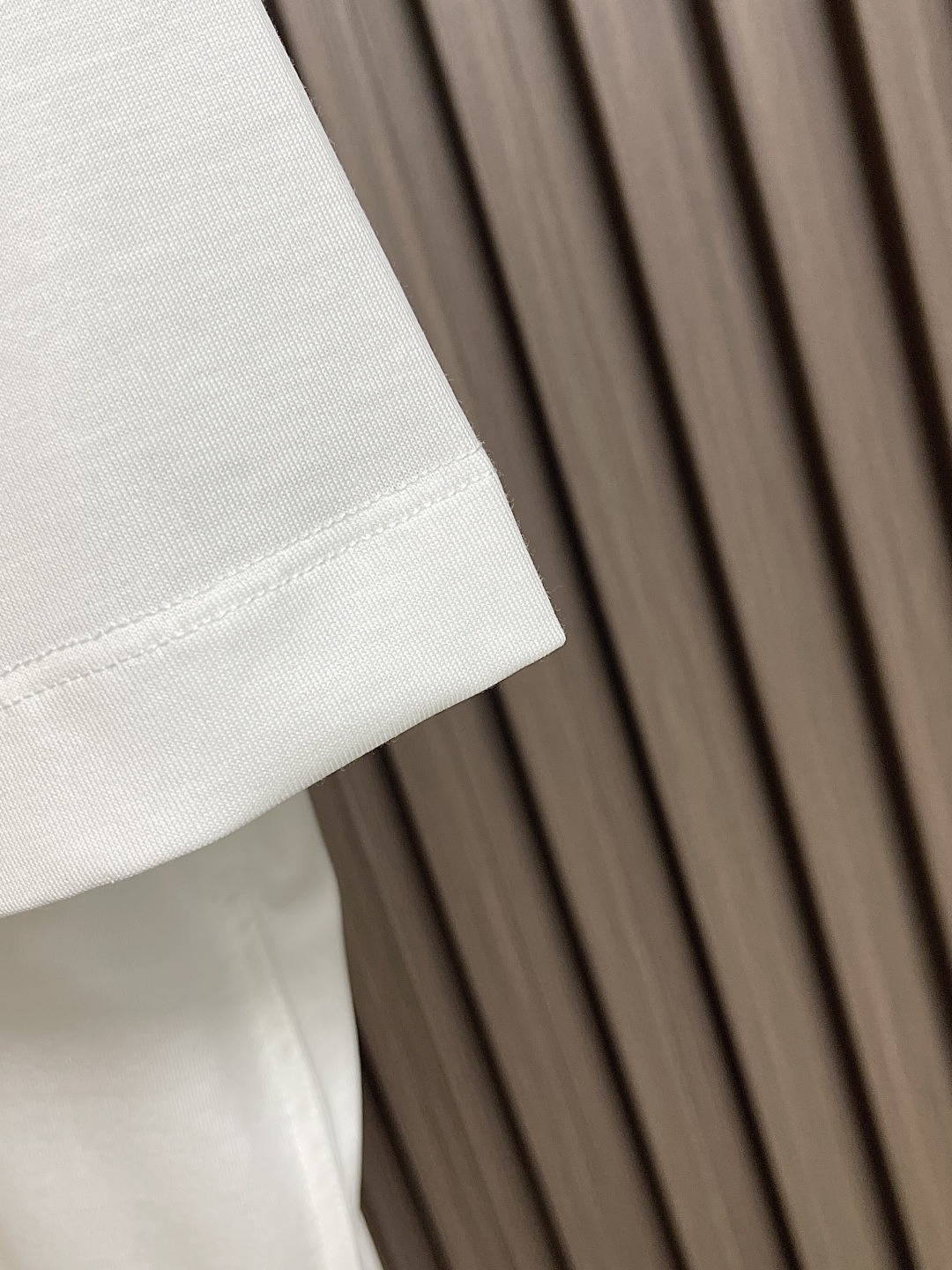 Briani 2025SS Men’s Round Short-Sleeve T-Shirt: Comfortable, Stylish, and Versatile - 图片 7