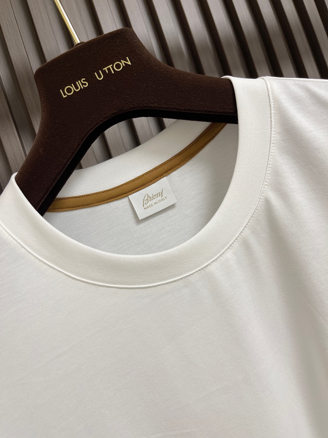 Briani 2025SS Men’s Round Short-Sleeve T-Shirt: Comfortable, Stylish, and Versatile - 图片 6