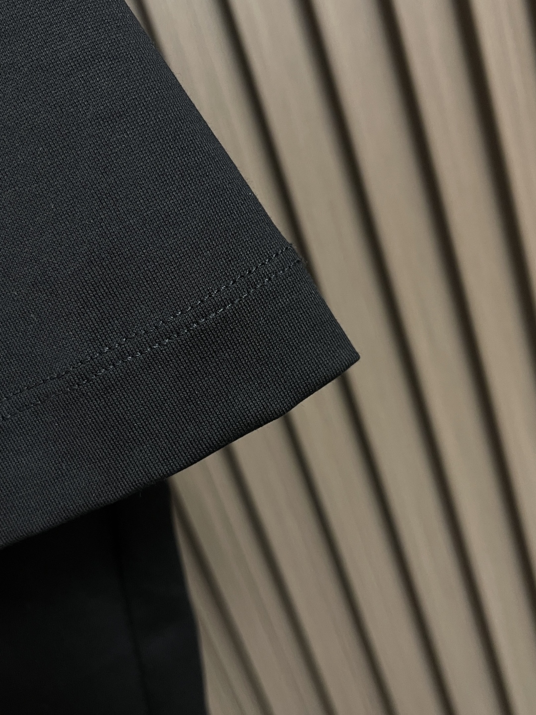 Stylish Men’s Short-Sleeve T-Shirts: Comfortable, Aerobic, and Customizable. - 图片 7