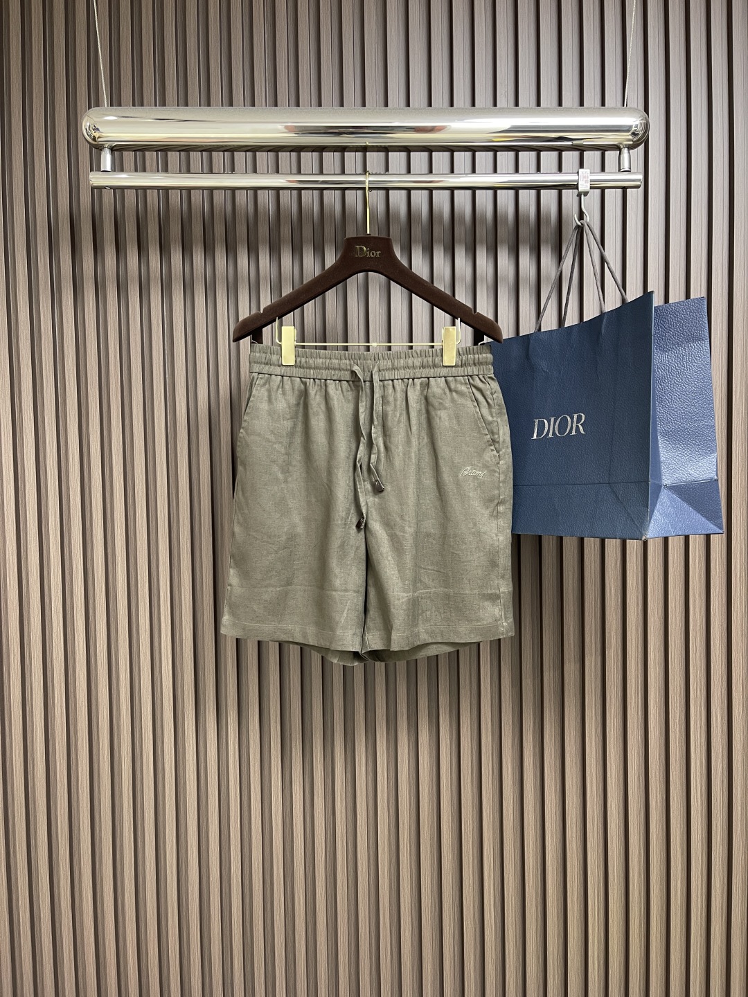“2025s Briani Leisure Shorts: Stylish Sports Costume for Formal and Sports Wear”