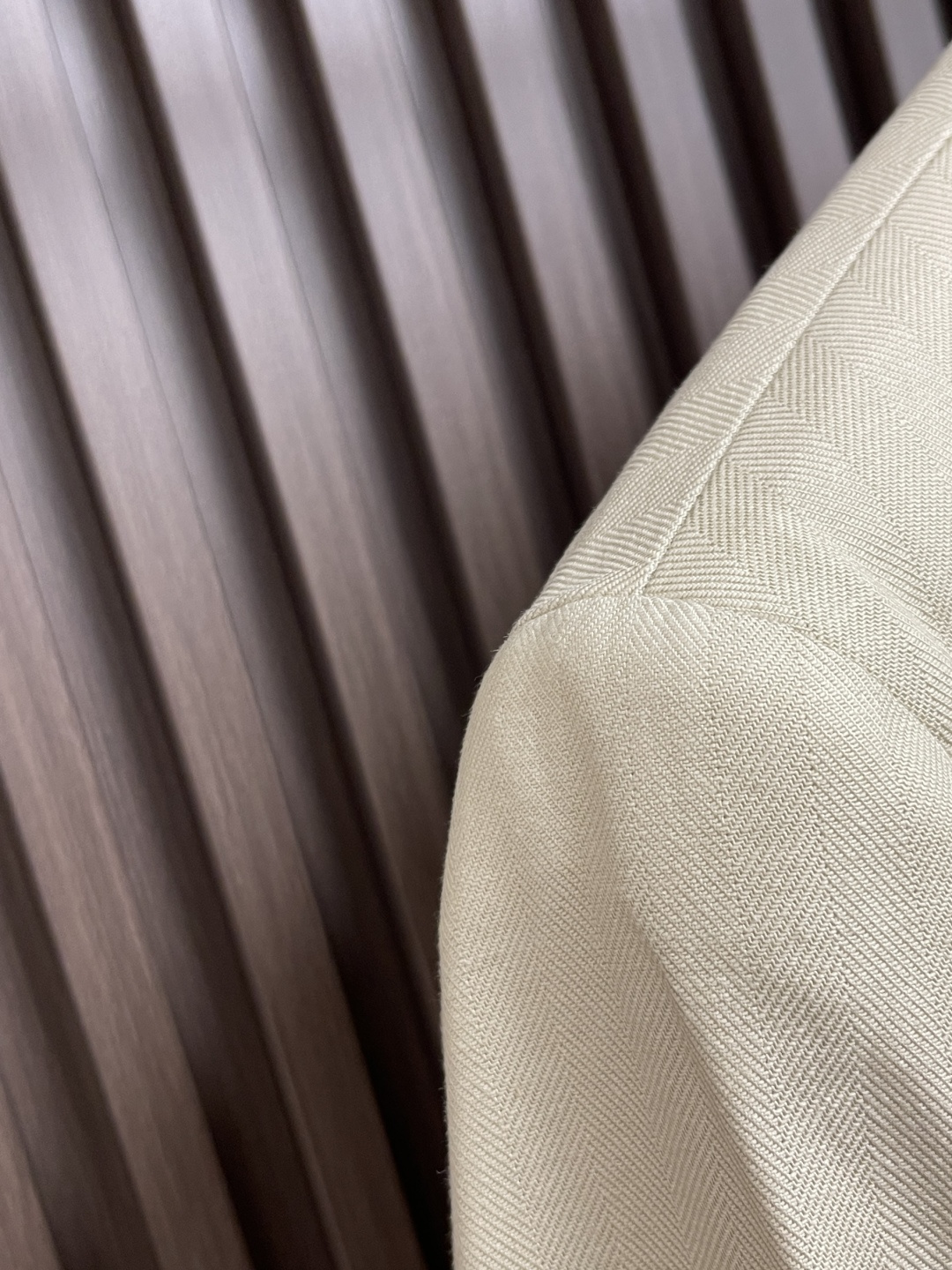 Kiton 2025SS Summer Suit: Slashed Fabric, Contoured Chests, Cosmopolitan Style, Size 48-54 - 图片 9