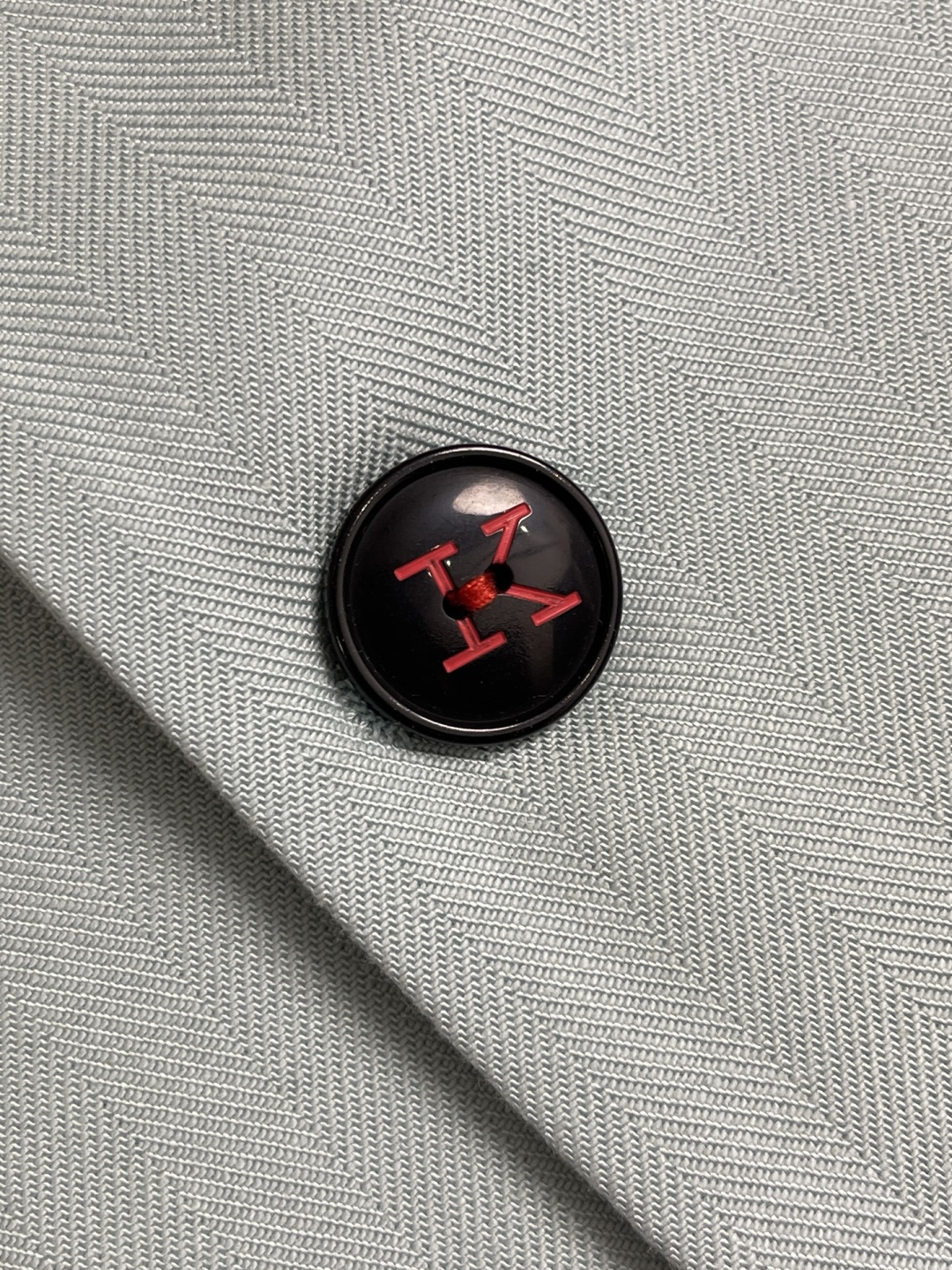 Kiton 2025SS Summer Suit: Slashed Fabric, Contoured Chests, Superior Quality, Cosmopolitan Style - 图片 8