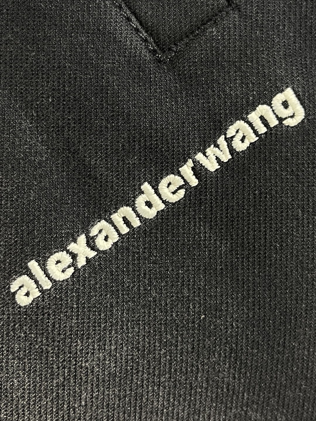 “Alexanderwang King 2025s Summer Edition Water Wash Shorts: Top-Level Comfort and Design” - 图片 5