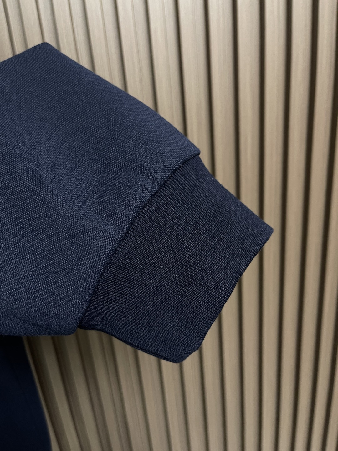 Miumiu Complex Porcelain Zipper Coat: Stylish, High-Density Embroidery, Comfy Fabric, Versatile, European Design. - 图片 7