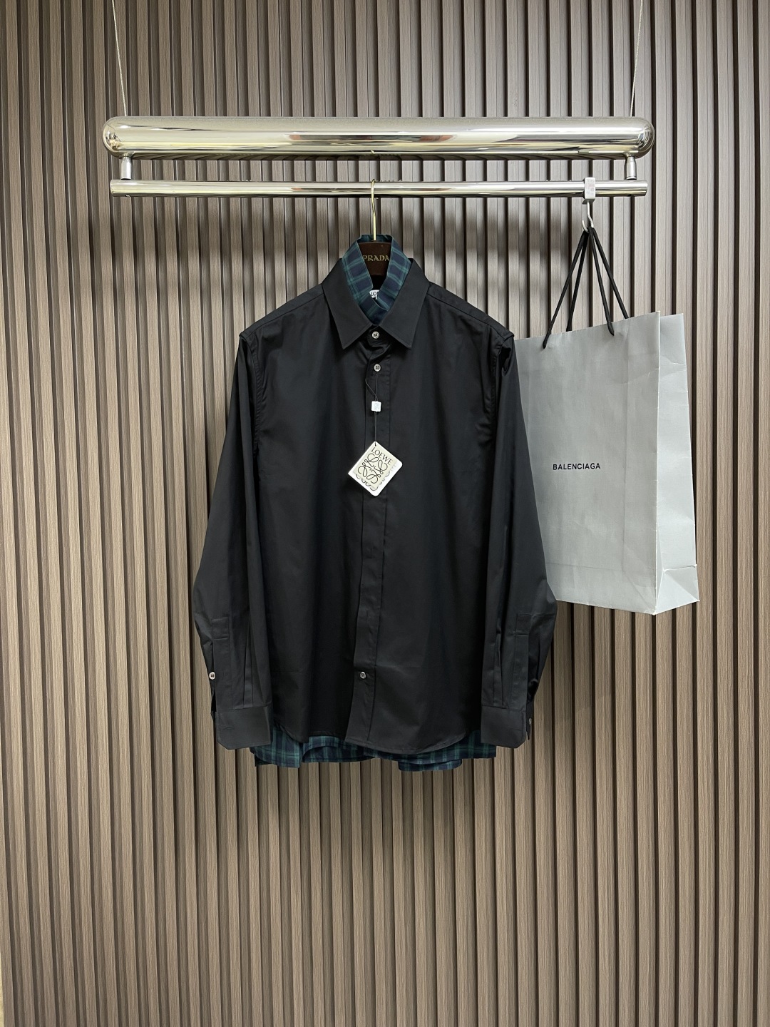 LOEWE Embossing Zipper Coats with Infrared Locator for Precision Positioning, Size S-XL