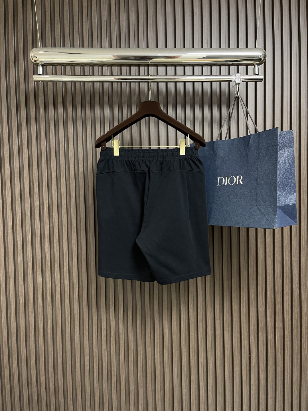 “Ami Alexandre Mattiussi 2025 SS Loving and Leisure Shorts Collection Overview” - 图片 2