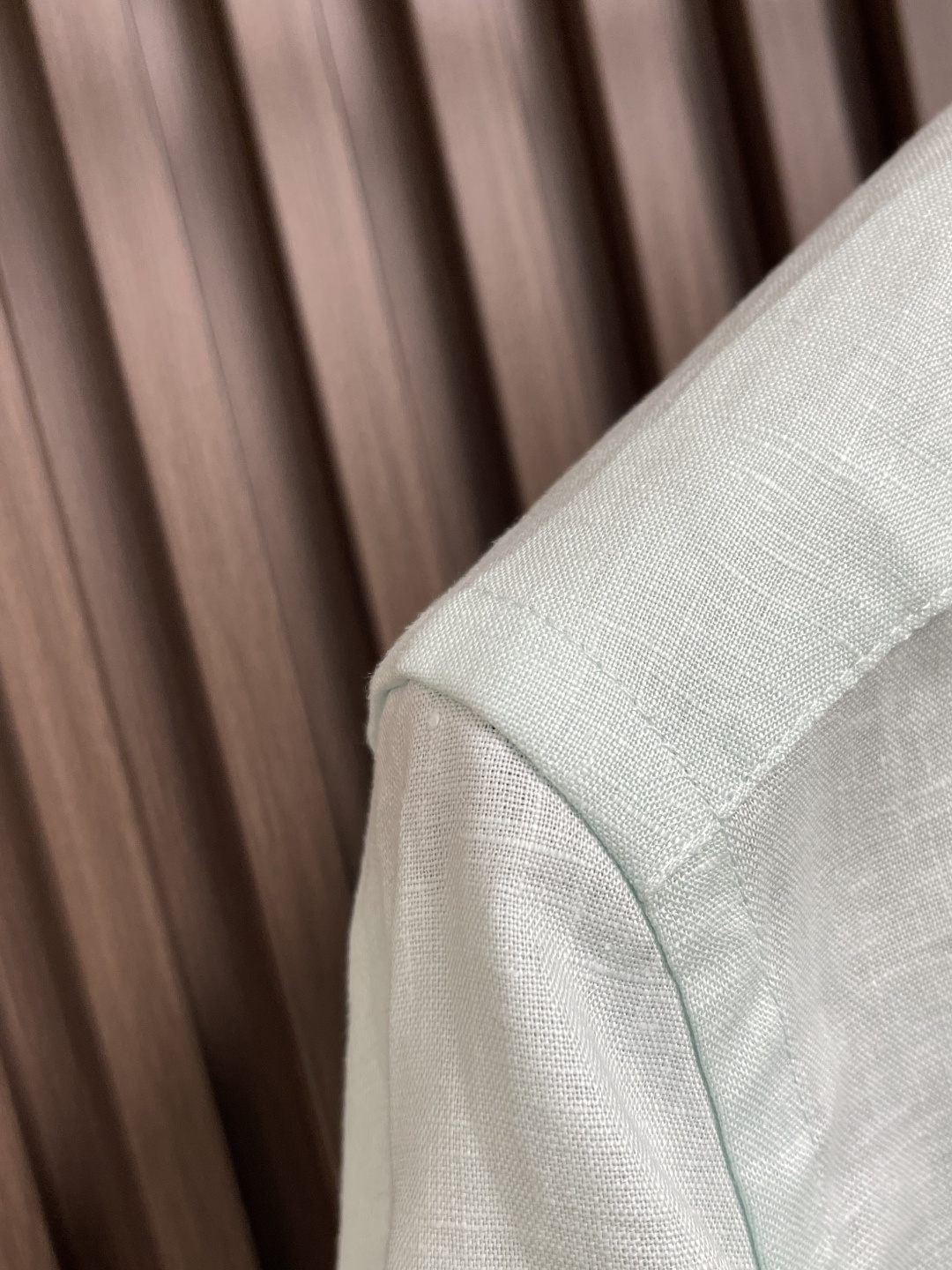 🛒🛒zegna 2025SS当季新款亚麻衬衫，这款亚麻短袖衬衫选用精细面料制成，质感自然清爽透气，是随性