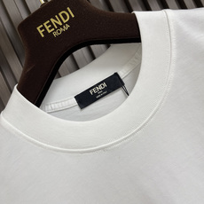 🛒🛒fendi logo标识印花圆领短袖T恤!客供定制面料,触感顺滑,却又挺括有型,上身质感十足! 整体 🛒🛒fendi logo标识印花圆领短袖T恤!客供定制面料,触感顺滑,却又挺括有型,上身质感十足! 整体