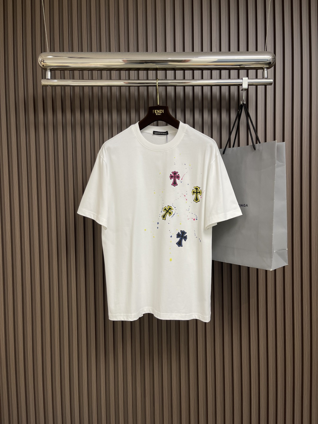 NO:473206,Chrome Hearts CH 2025SS early spring new thick-plate printed short-sleeved T-shirt, offset printing design, customized high-woven pure cotton fabric, exquisite crossbow super craftsmanship, design fashion trend, top body effect is excellent. Size M-3XL,,chrome hearts,chrome hearts,T-shirt,tees,t-shirt,alexander wang19860909Chrome Hearts CH 克罗心 2025SS早春新款厚板印花短袖T恤,胶印设计,订制高织纯棉面料,精美十字花超强工艺,设计时尚潮流 上身效果超赞.尺码M-3XL,,chrome hearts,chrome hearts,T-shirt,tees，t-shirt,alexander wang,Men's clothing