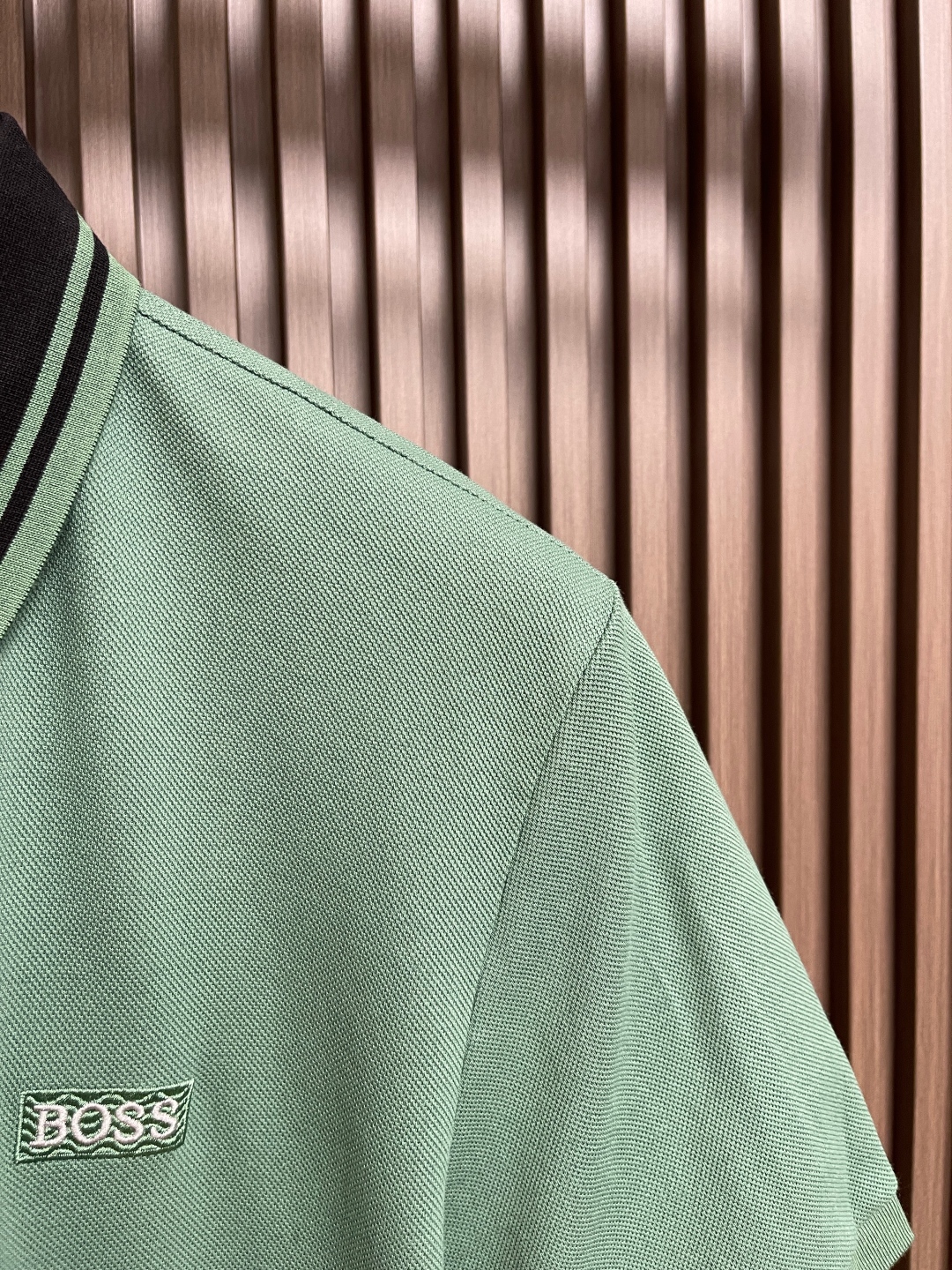 Boss Silk Polo Shirts: Dual Radial Eye Fabric for Comfort and Style - 图片 4