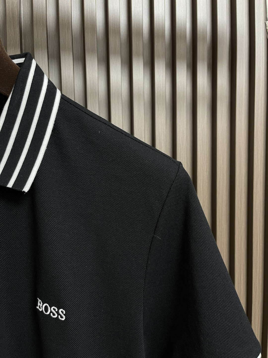 Review: BOSS Classic Male POLO Dress – Pros, Cons, and Details - 图片 4