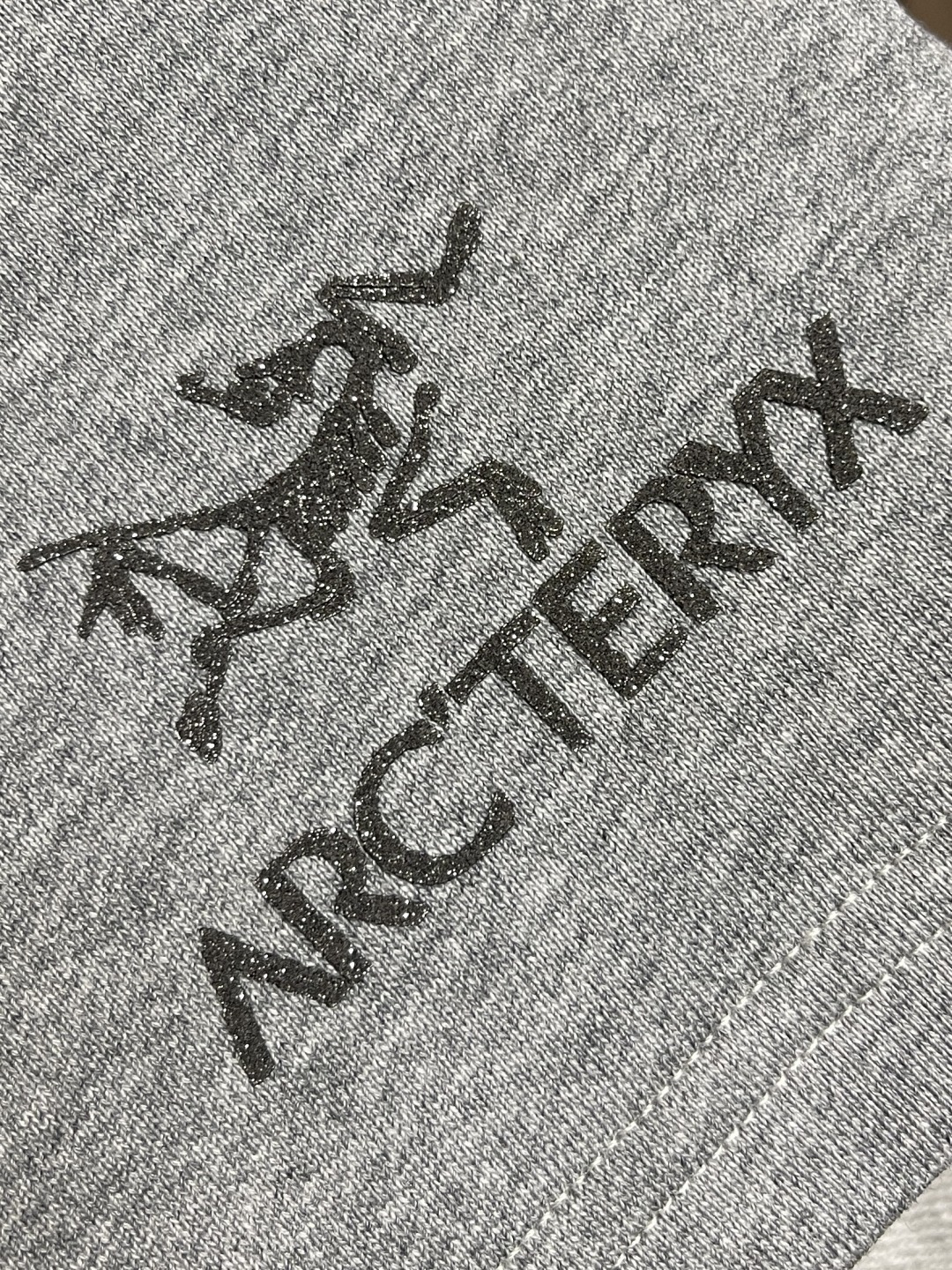 🛒🛒ARC'TERYX 始祖鸟2025SS夏季新款休闲短裤，设计感十足，非常适合夏天和户外长时间活动穿着