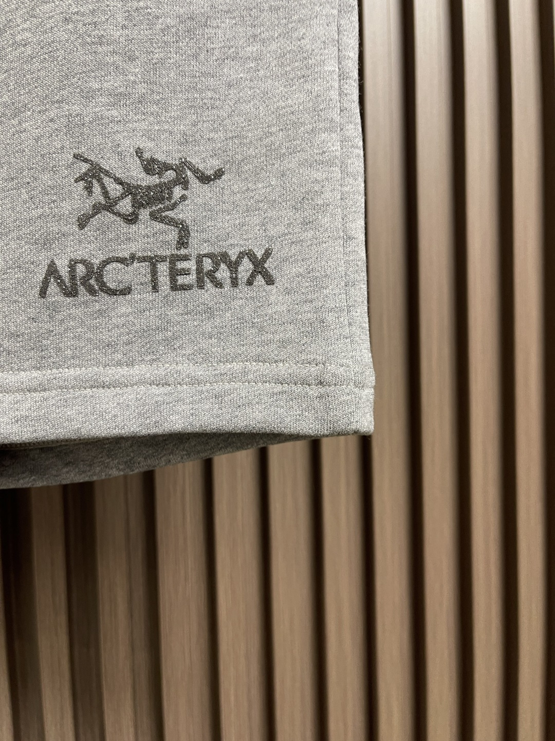 🛒🛒ARC'TERYX 始祖鸟2025SS夏季新款休闲短裤，设计感十足，非常适合夏天和户外长时间活动穿着