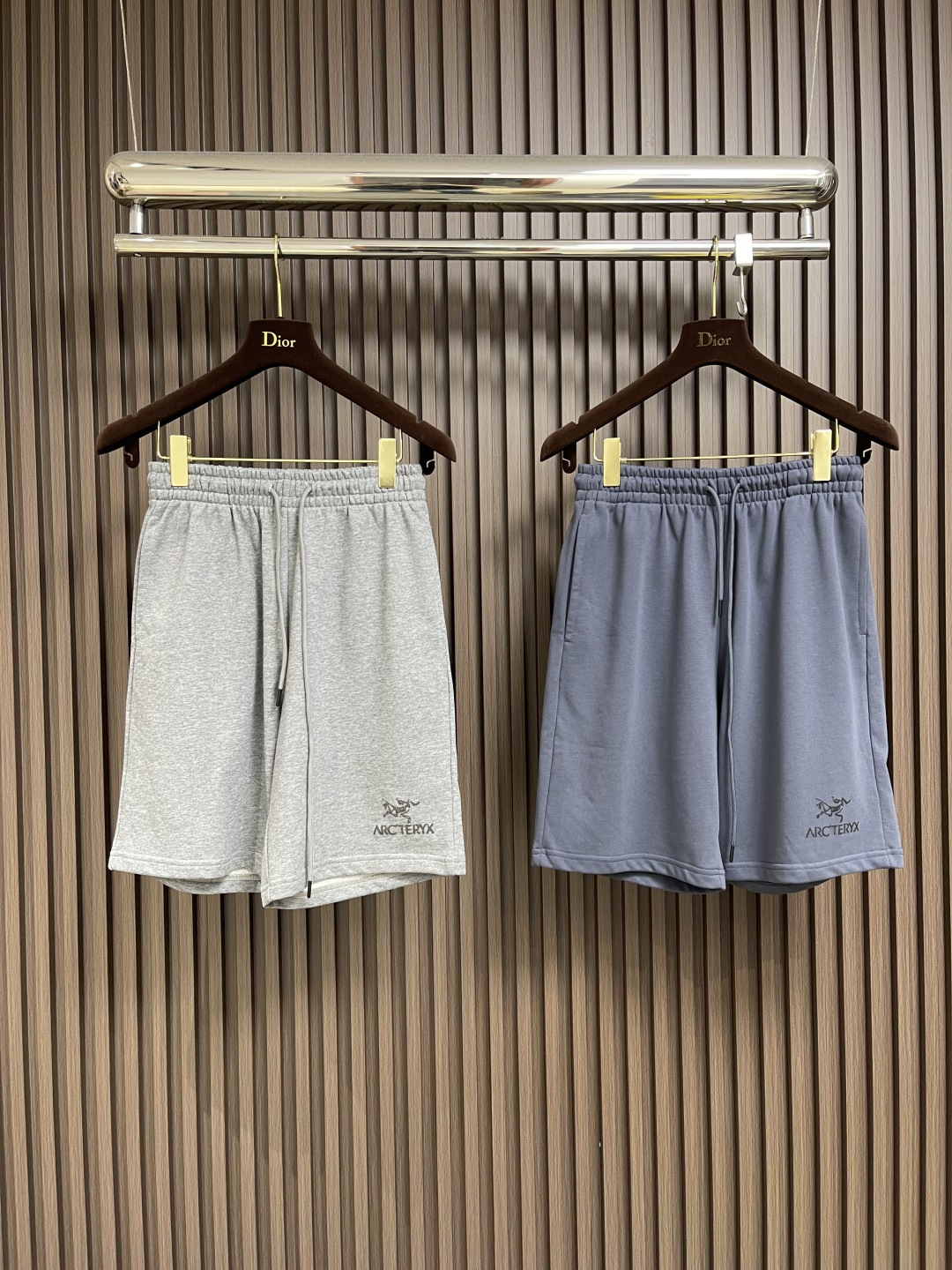 🛒🛒ARC'TERYX 始祖鸟2025SS夏季新款休闲短裤，设计感十足，非常适合夏天和户外长时间活动穿着