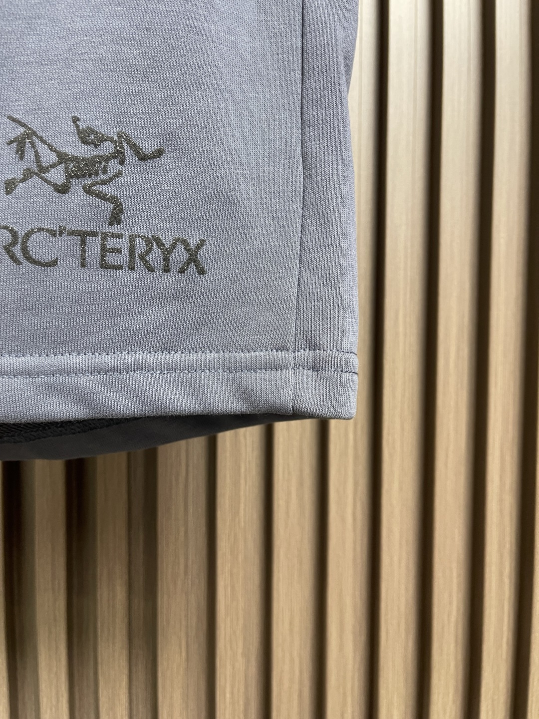 🛒🛒ARC'TERYX 始祖鸟2025SS夏季新款休闲短裤，设计感十足，非常适合夏天和户外长时间活动穿着