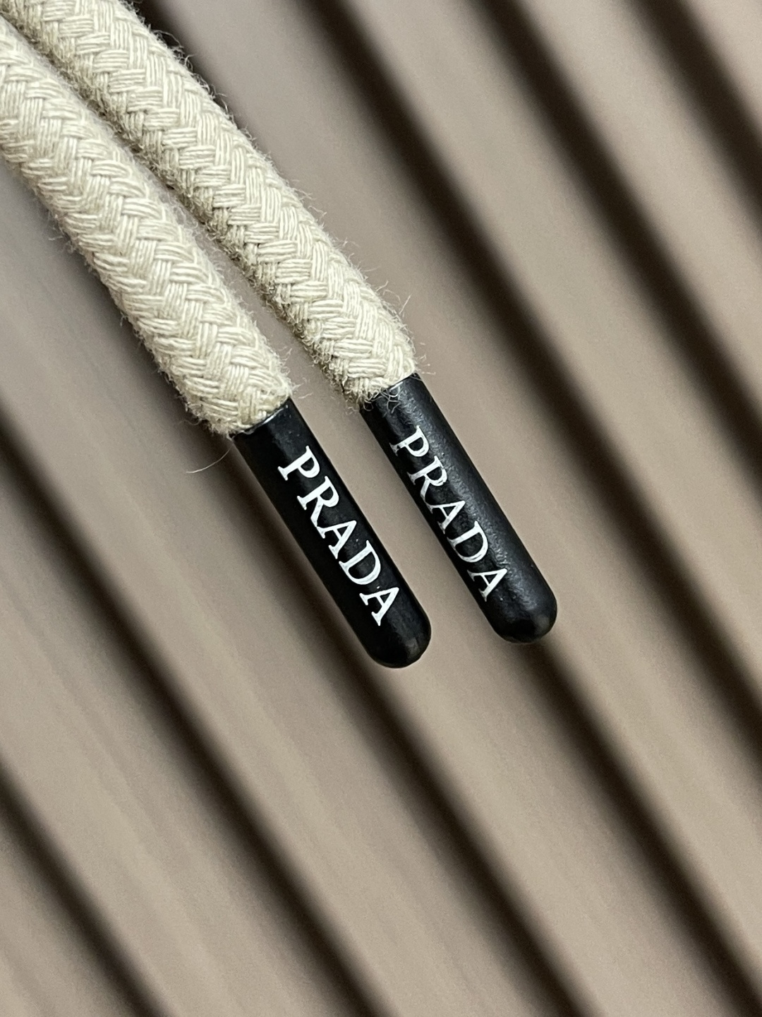 🛒🛒PRADA  三角标后袋拼接 LOGO标识印花五分裤、高品质珠地棉 复合面料、特别手感、超级质感 舒