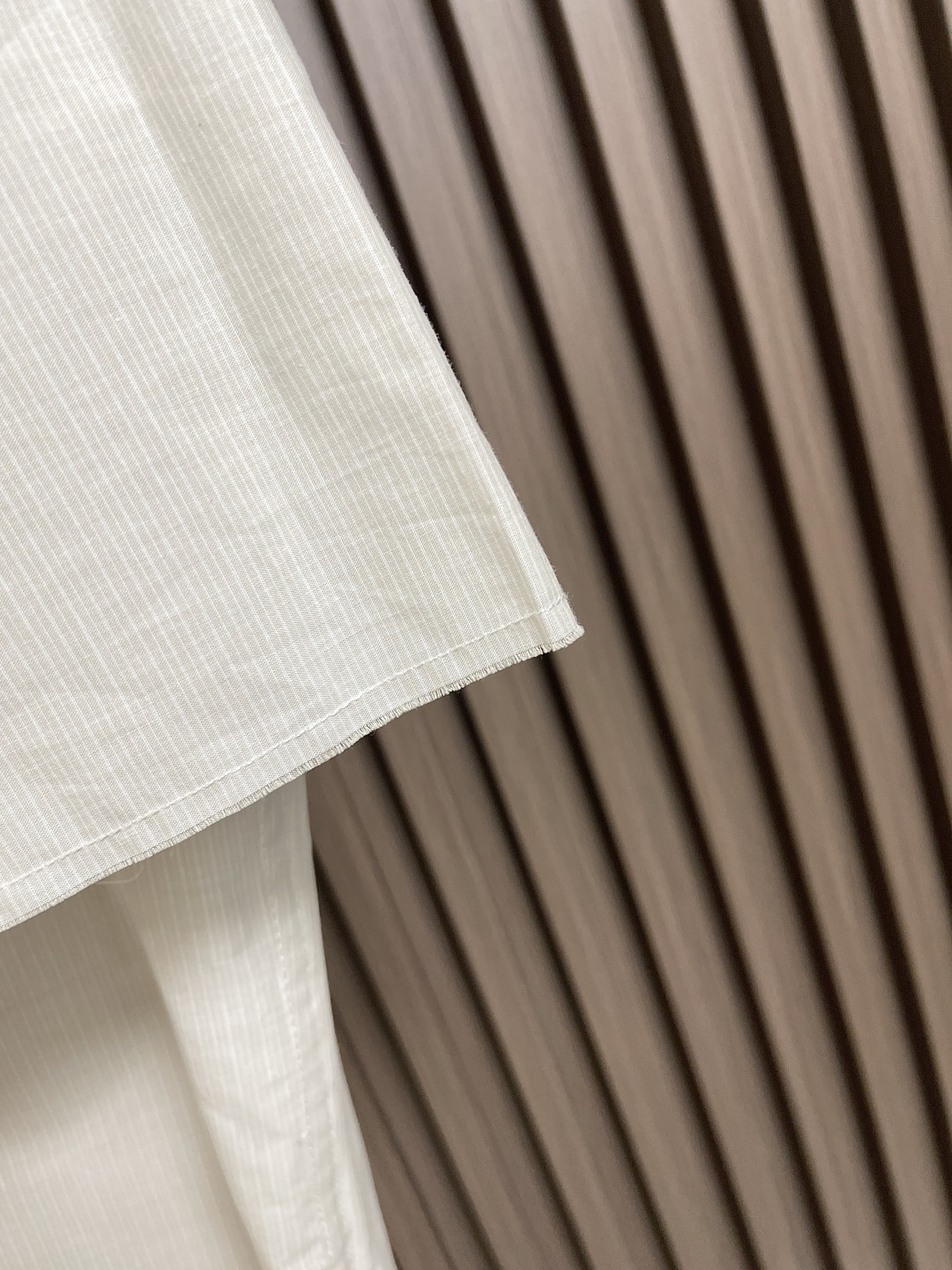 Modern and Stylish Customized Shirts in Various Colors and Textures - 图片 7