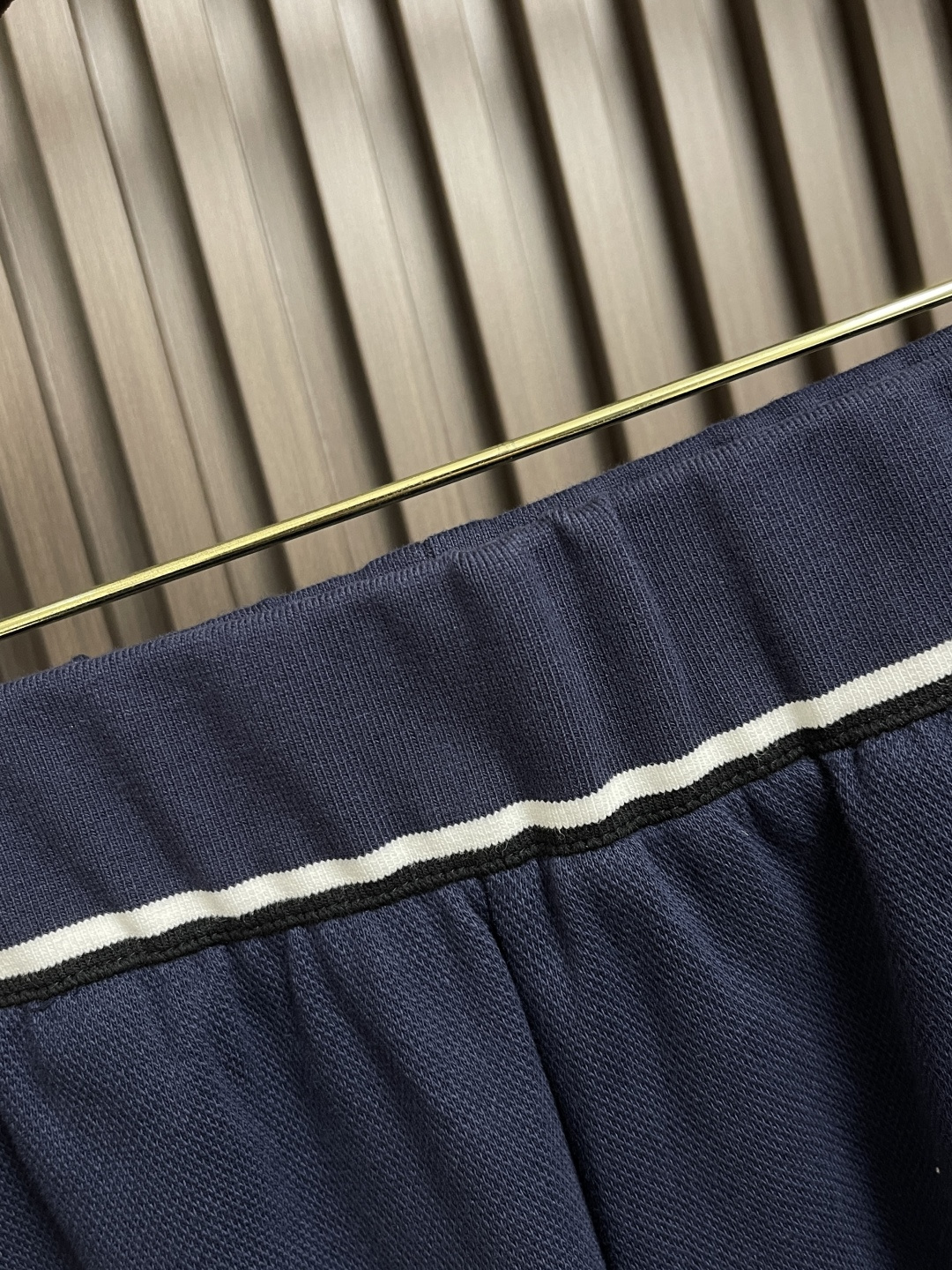 MIU MIU Cotton Shorts: Comfortable and Stylish with Unique Bead Structure - 图片 6