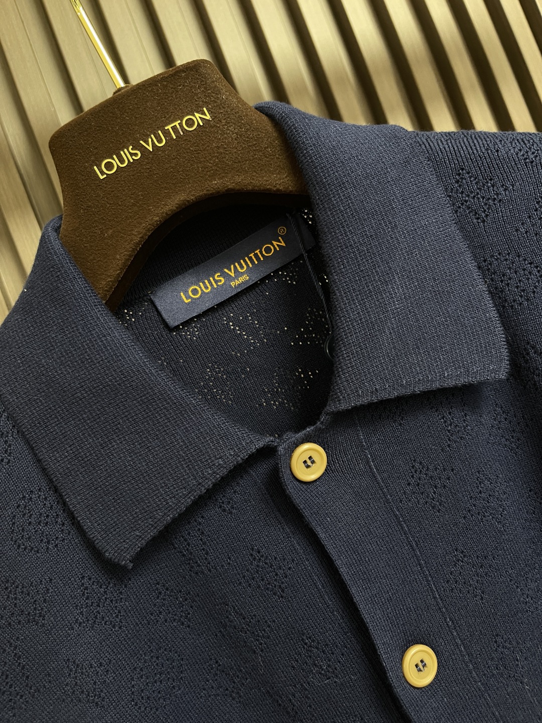 Autumn 2025 New Dark-Skinned Cotton-Eye Monogram Long-Sleeve Shirts – S-XL Sizes - 图片 6