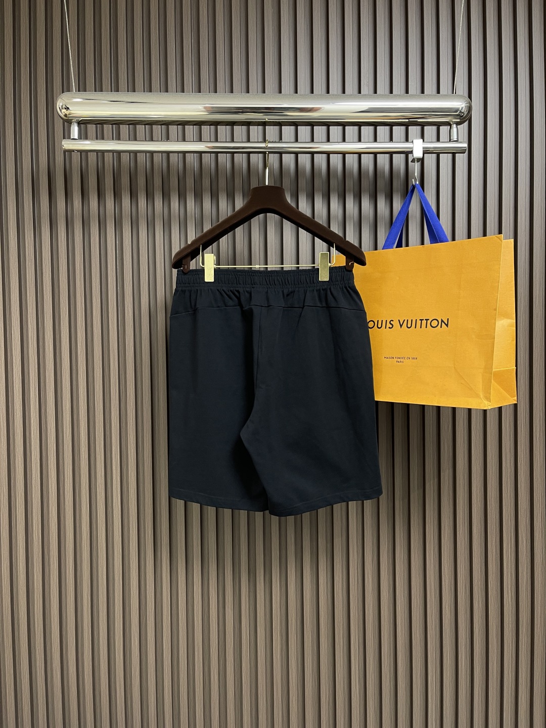 Stylish Acne Studies: Re-Washed Shorts for Leisure and Style in Various Sizes - 图片 2