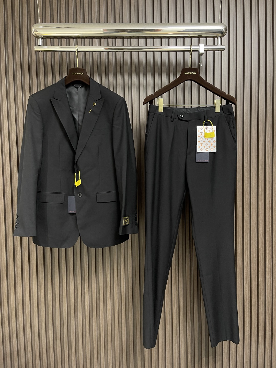 LV 2025SS New Suit Collection: Stylish, Durable, and Exclusive Polyester Fabrics - 图片 3