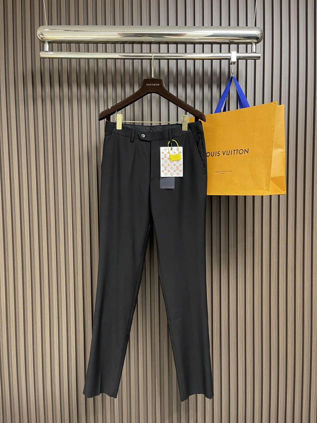LV 2025SS New Suit Collection: Stylish, Durable, and Exclusive Polyester Fabrics