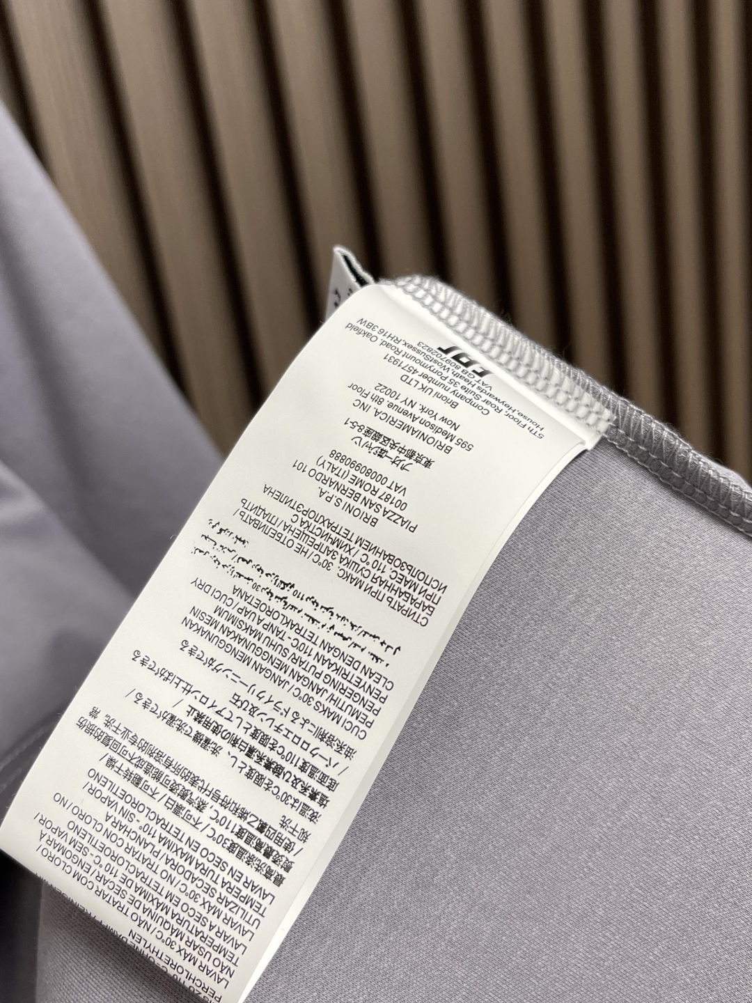 Brioni Logo Embroidered Short Sleeve T-shirt: Soft, Comfortable, Stylish Leisure Wear - 图片 9