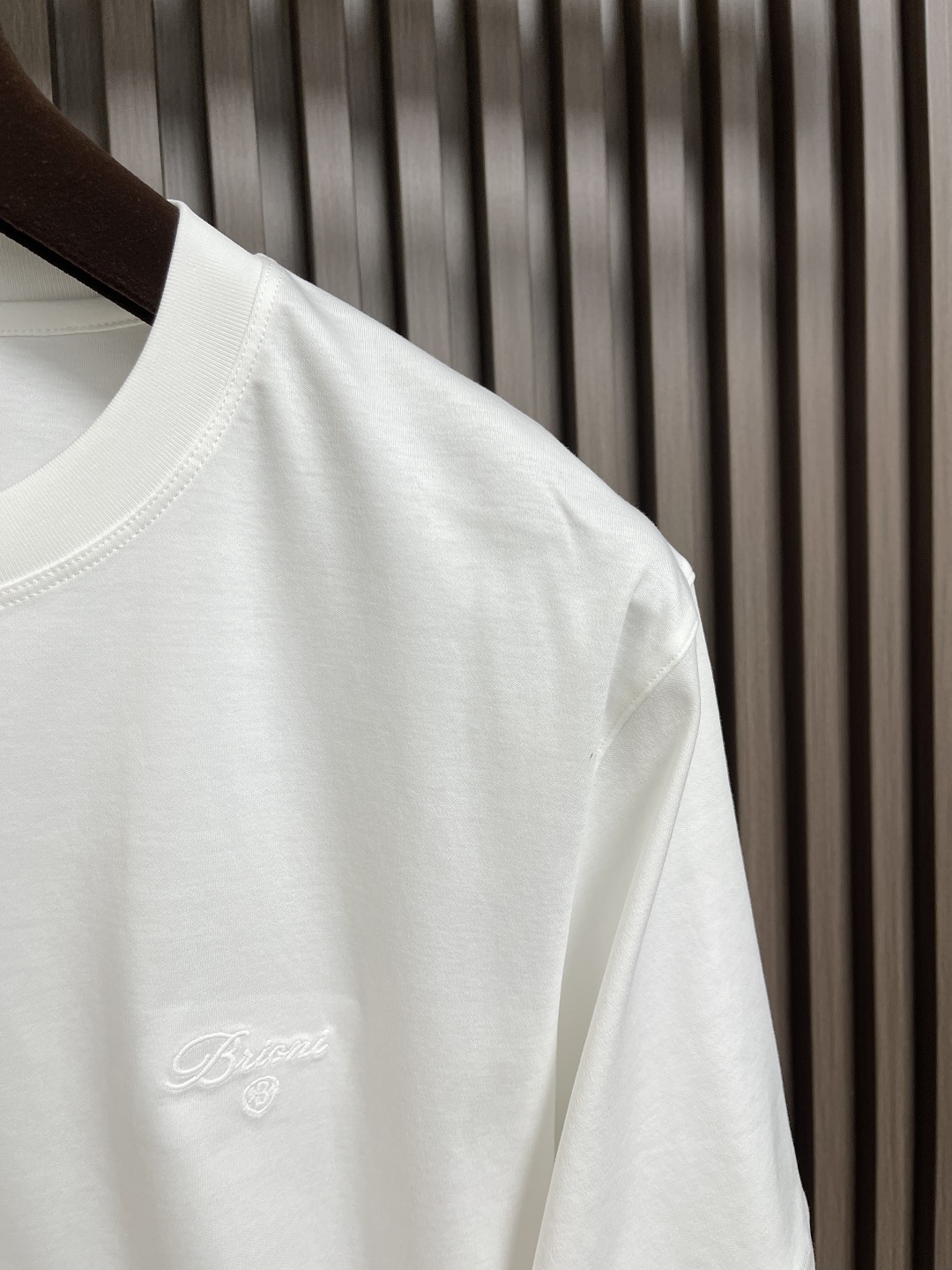 P650 Men’s Round Short Sleeve T-Shirt: Comfortable, Stylish, and Tailor-Made - 图片 4