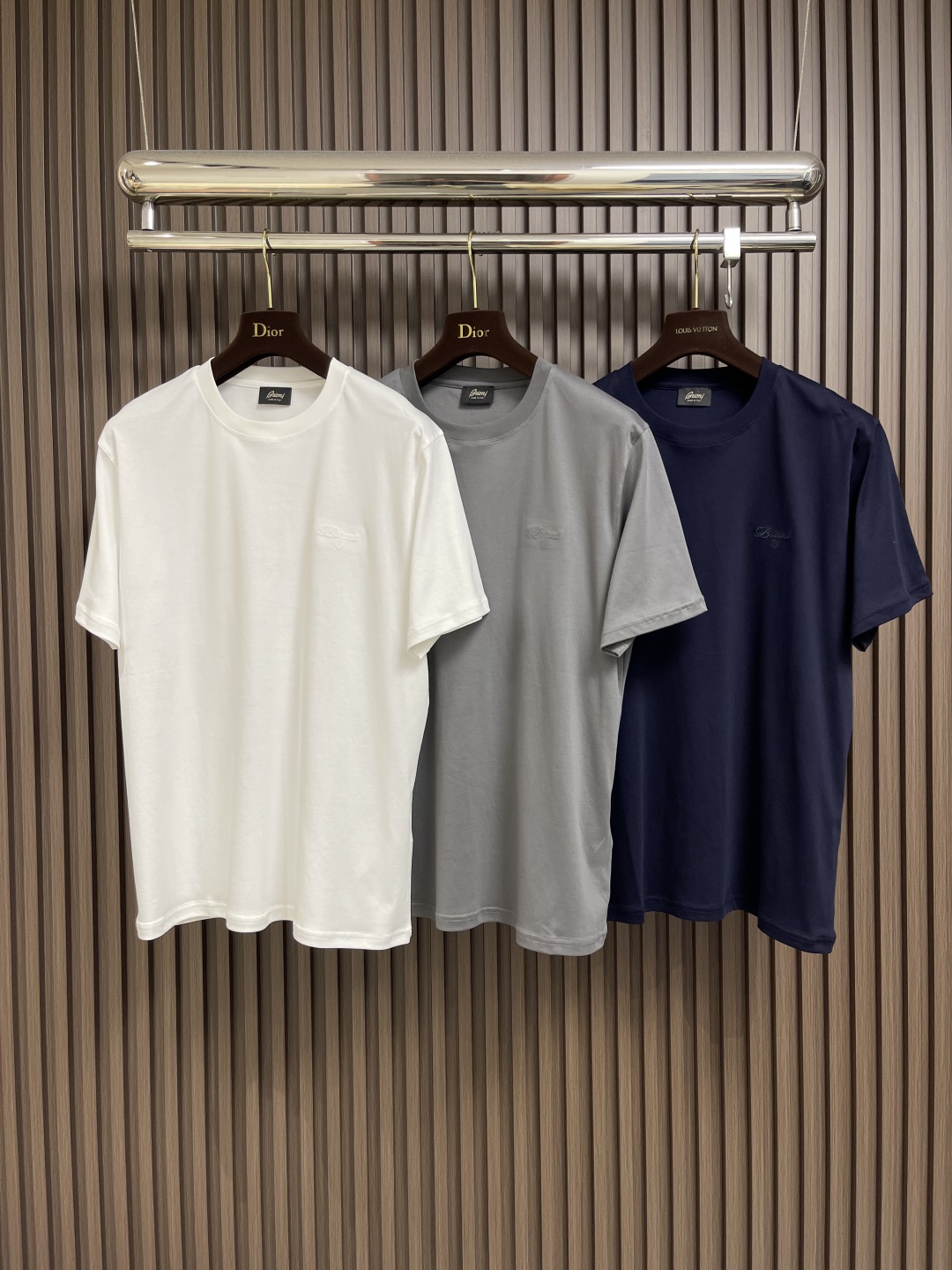 P650 Men’s Round Short Sleeve T-Shirt: Comfortable, Stylish, and Tailor-Made - 图片 3