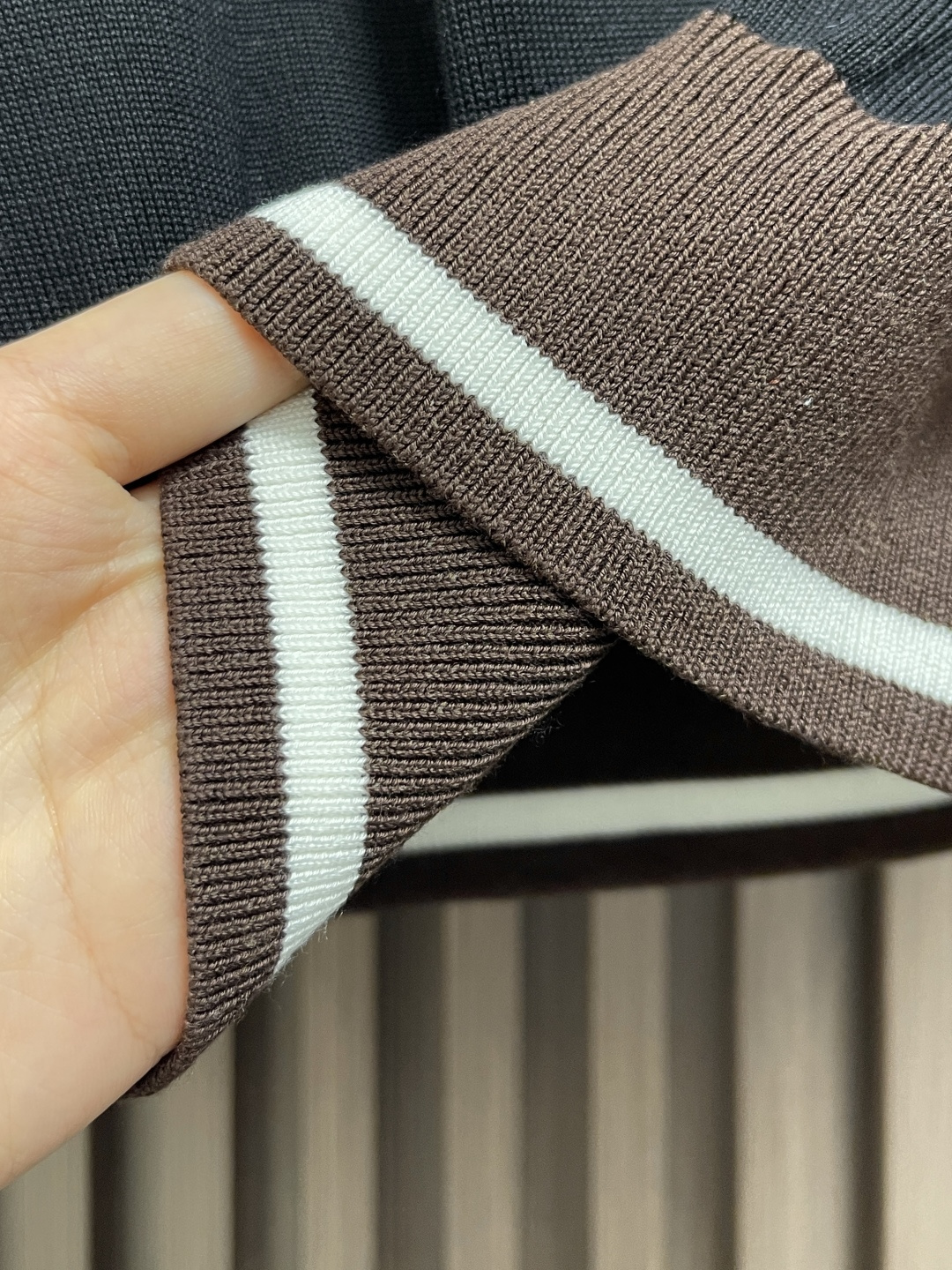 Dolce & Gabbana 2025 Knitty-Shirt Polo: DG Letter Embroidery, 14 Stitches Perfection - 图片 8