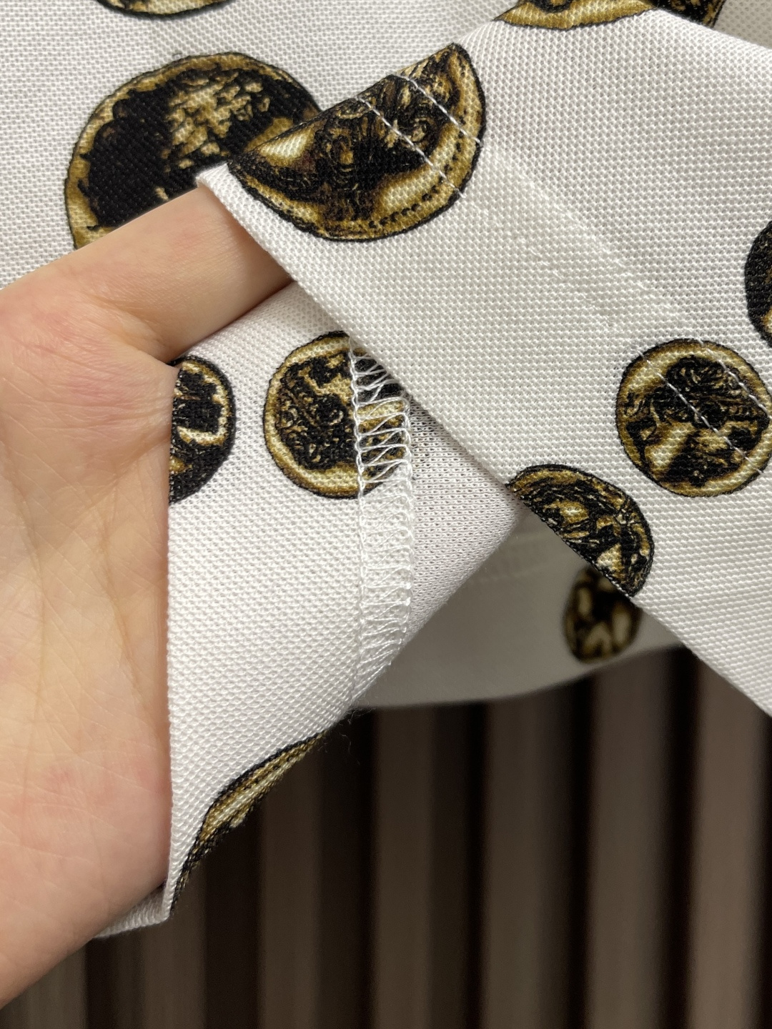 Dolce & Gabbana DG 2025ss Knitted Polo with Imported Machine Stitching - 图片 9