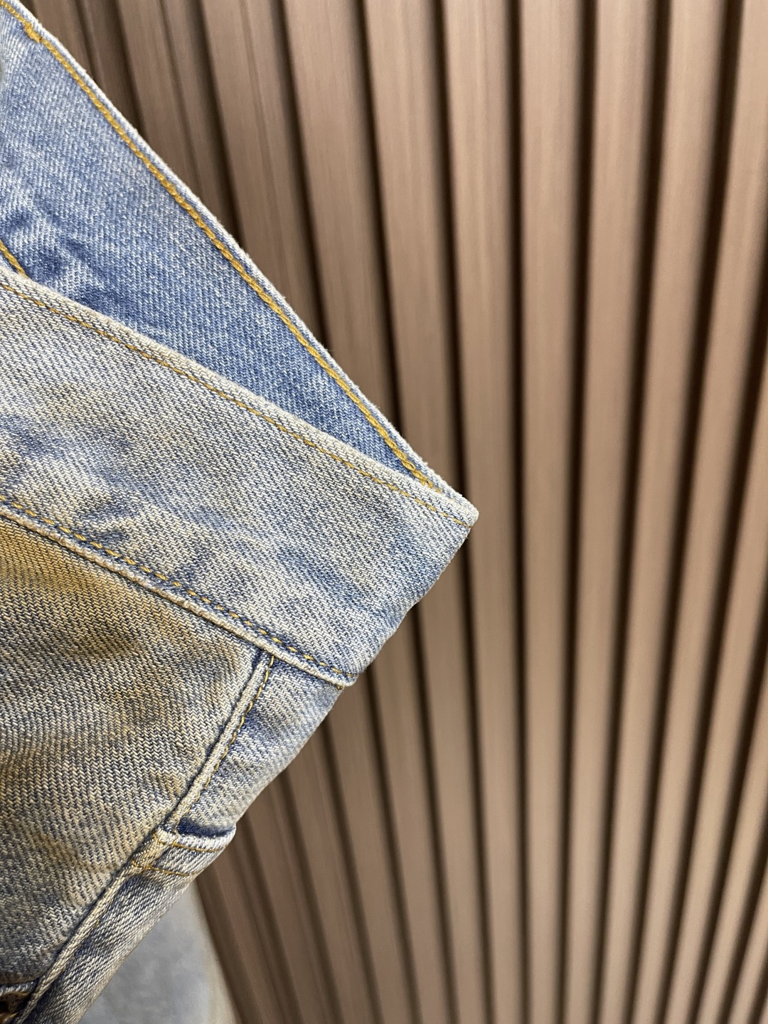 “Acne Studios Customizable Unisex Jeans with Unique Details in Various Sizes” - 图片 3