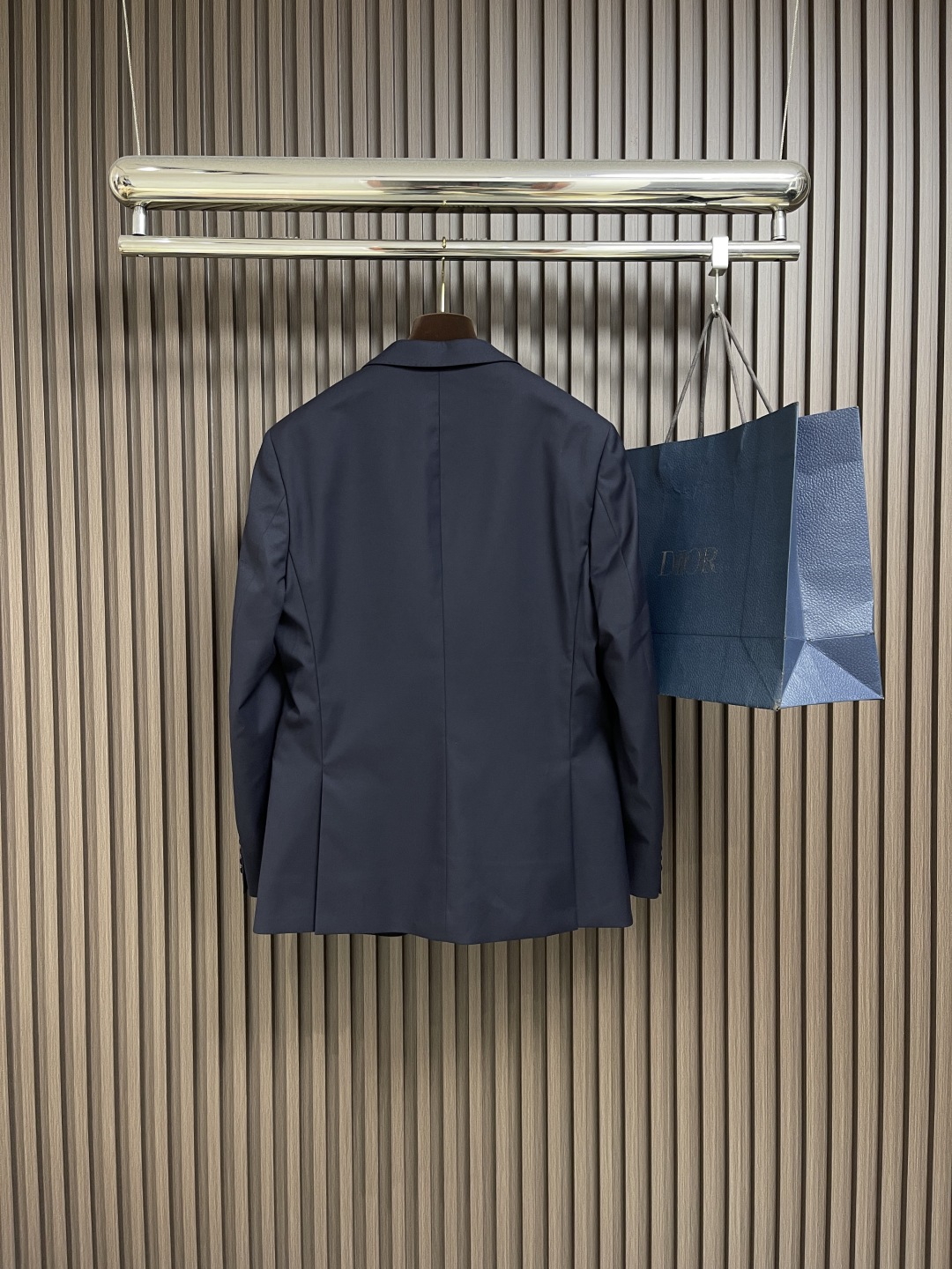 Dior 2025s Men’s Spring Business Leisure Suit with Innovative Memory Fabric - 图片 2