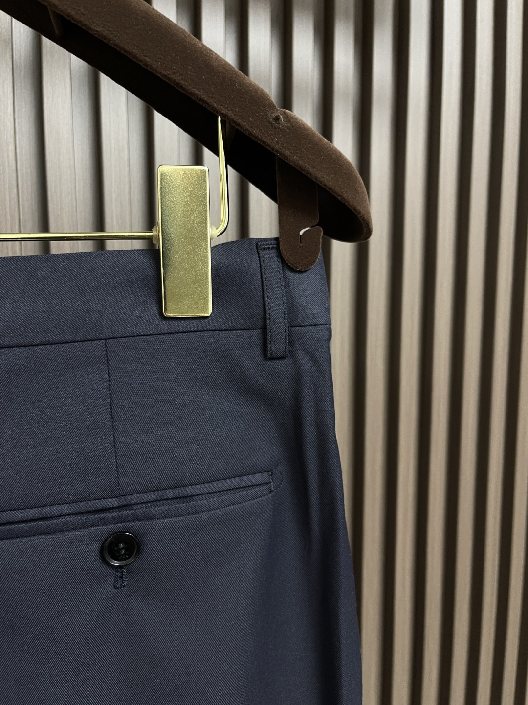 Dior 2025s Men’s Spring Business Leisure Suit with Innovative Memory Fabric - 图片 4