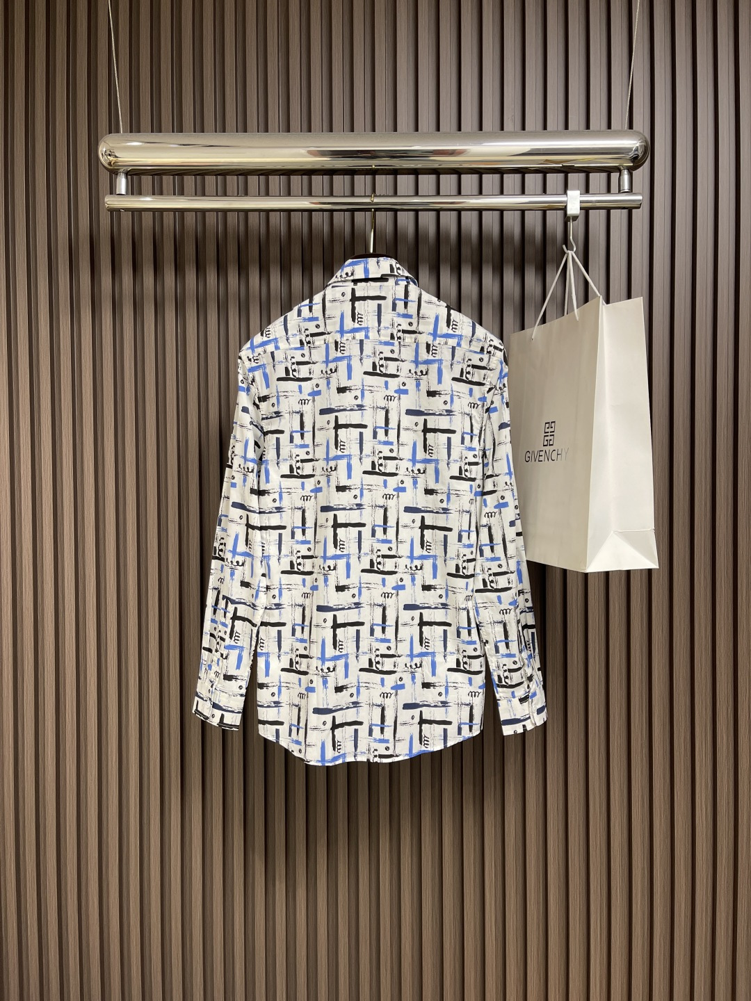 🛒🛒kiton 手工长袖衬衣，男女同款！传统那不勒斯手工工艺，臻选顶级海岛棉、呈现最高规格的穿着感受，完