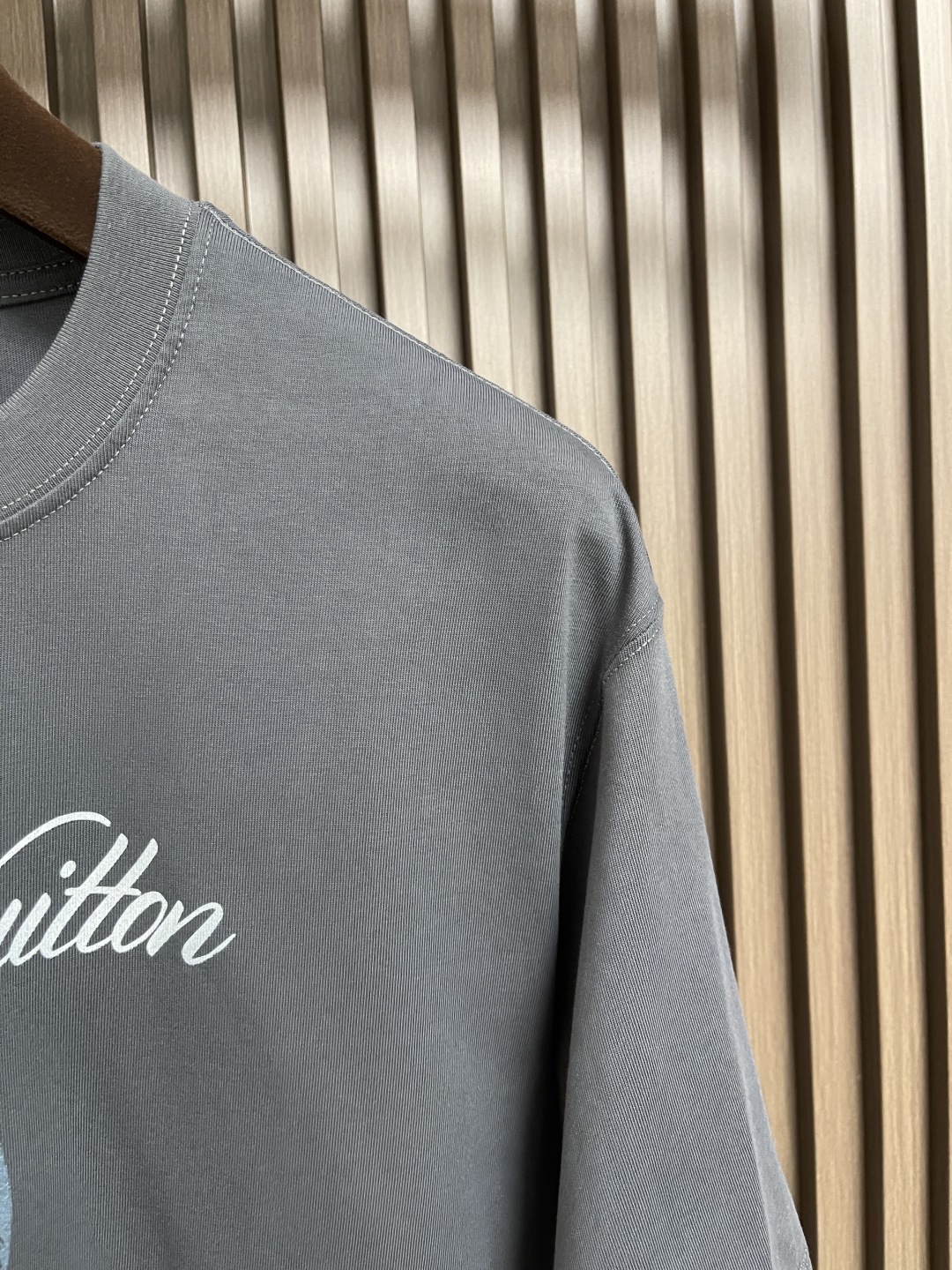 Louis Vuitton 2025SS Logo Print Cotton T-Shirt, Luxury Women's Clothing 5 cmp i1754208792429 5918 0 3