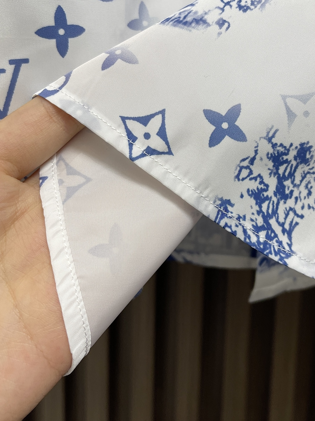 🛒🛒LV 2025ss秋冬新款长袖衬衫，经典领印花图案长袖丝麻衬衫！天然原料对花印染工艺！原版拆装对版印