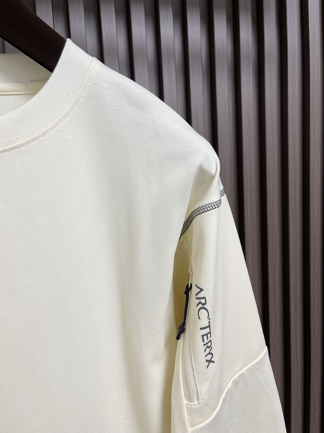 🛒🛒Arcteryx 始祖鸟户外登山长袖T恤 原版定制拉链，明线进口机器4针6线做法 走线整齐，全身机能