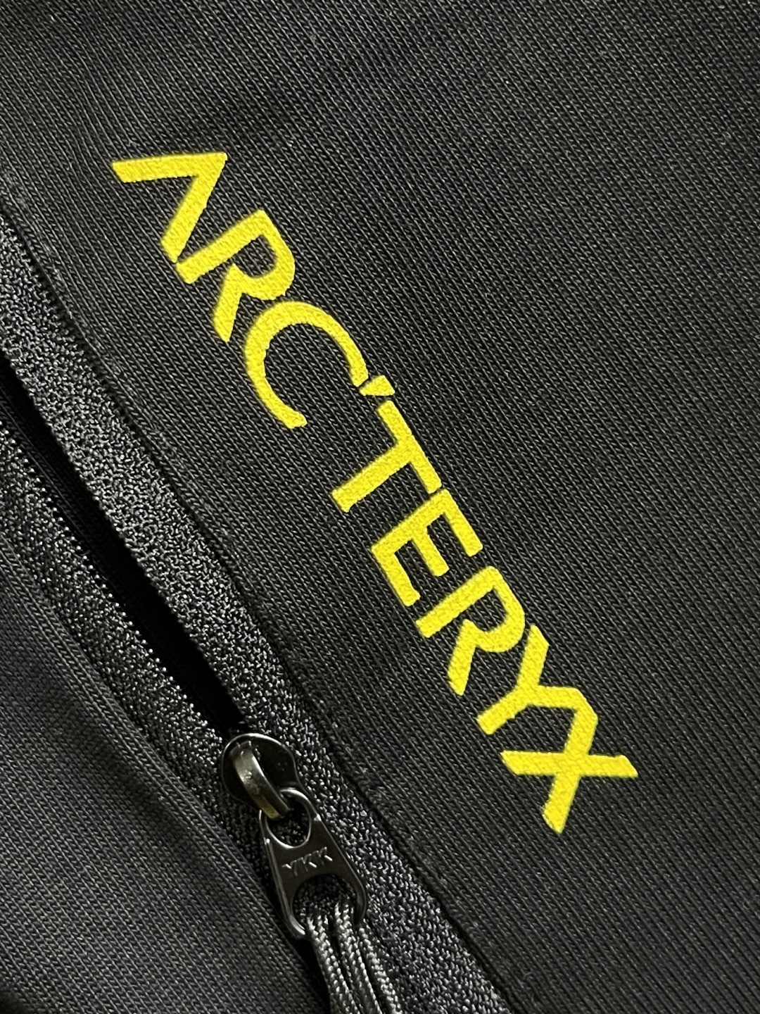 🛒🛒Arcteryx 始祖鸟户外登山长袖T恤 原版定制拉链，明线进口机器4针6线做法 走线整齐，全身机能
