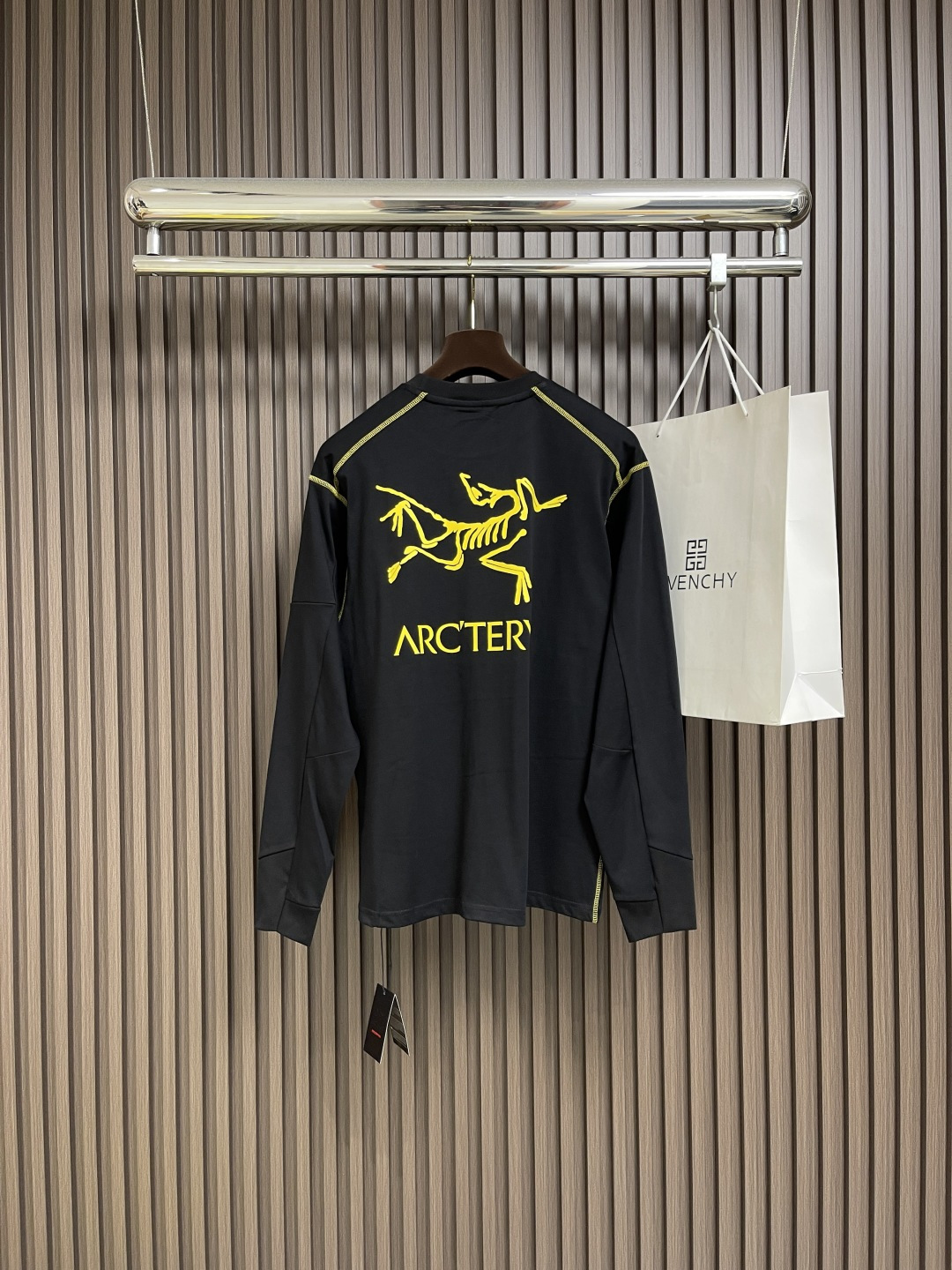🛒🛒Arcteryx 始祖鸟户外登山长袖T恤 原版定制拉链，明线进口机器4针6线做法 走线整齐，全身机能
