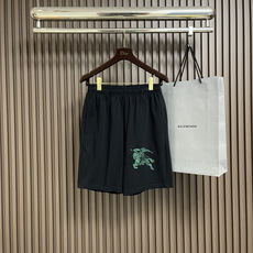 整套🛒🛒Burberry巴宝莉 战马印花短袖t恤短裤套装,面料采用230克重精梳棉,定制32支1*1螺纹 整套🛒🛒Burberry巴宝莉 战马印花短袖t恤短裤套装,面料采用230克重精梳棉,定制32支1*1螺纹