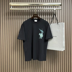 整套🛒🛒Burberry巴宝莉 战马印花短袖t恤短裤套装,面料采用230克重精梳棉,定制32支1*1螺纹 整套🛒🛒Burberry巴宝莉 战马印花短袖t恤短裤套装,面料采用230克重精梳棉,定制32支1*1螺纹