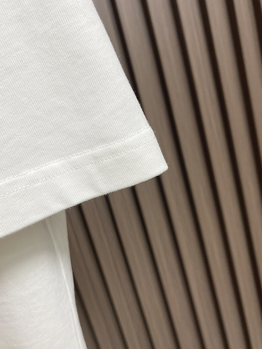 整套🛒🛒 
Dior 2025ss新款限定logo标识短袖T恤短裤套装，采用定制棉质平纹面料，透气舒适，