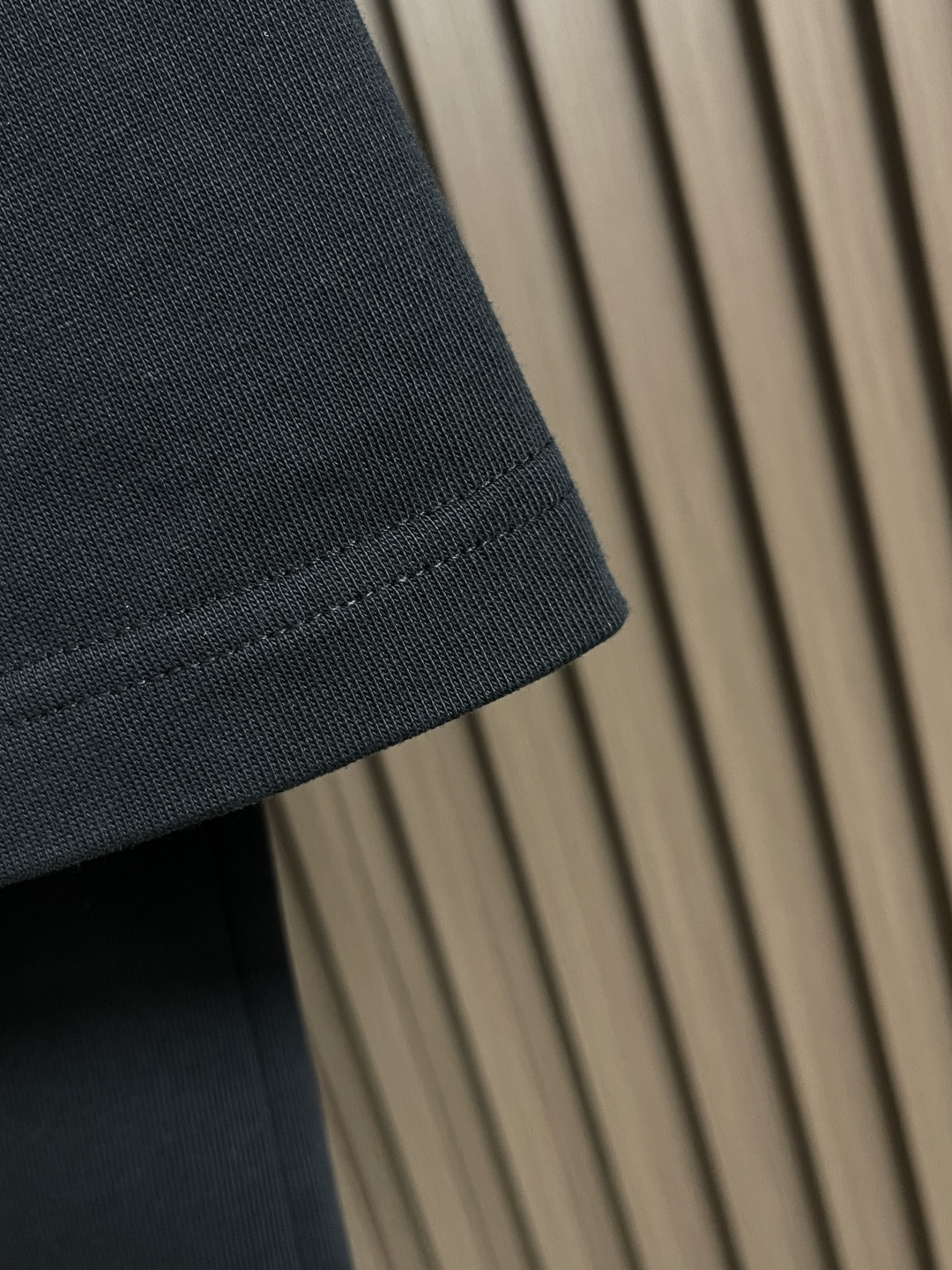 整套🛒🛒 
Dior 2025ss新款限定logo标识短袖T恤短裤套装，采用定制棉质平纹面料，透气舒适，