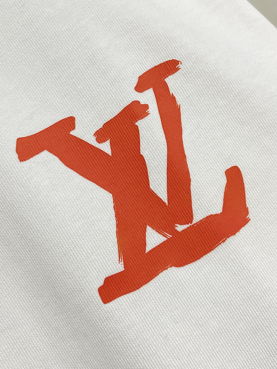 🛒🛒LV 2025fw夏季新款涂鸦刺绣短袖t恤，定制260g全棉双纱紧密爽滑面料，布面干净，布纹清晰，手