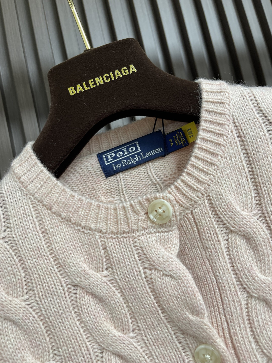 🛒🛒RAlP🆕H LAUREN 绞花小马图案刺绣开衫，女款👩 让人眼前一亮的设计，目光不自觉地被吸引，版